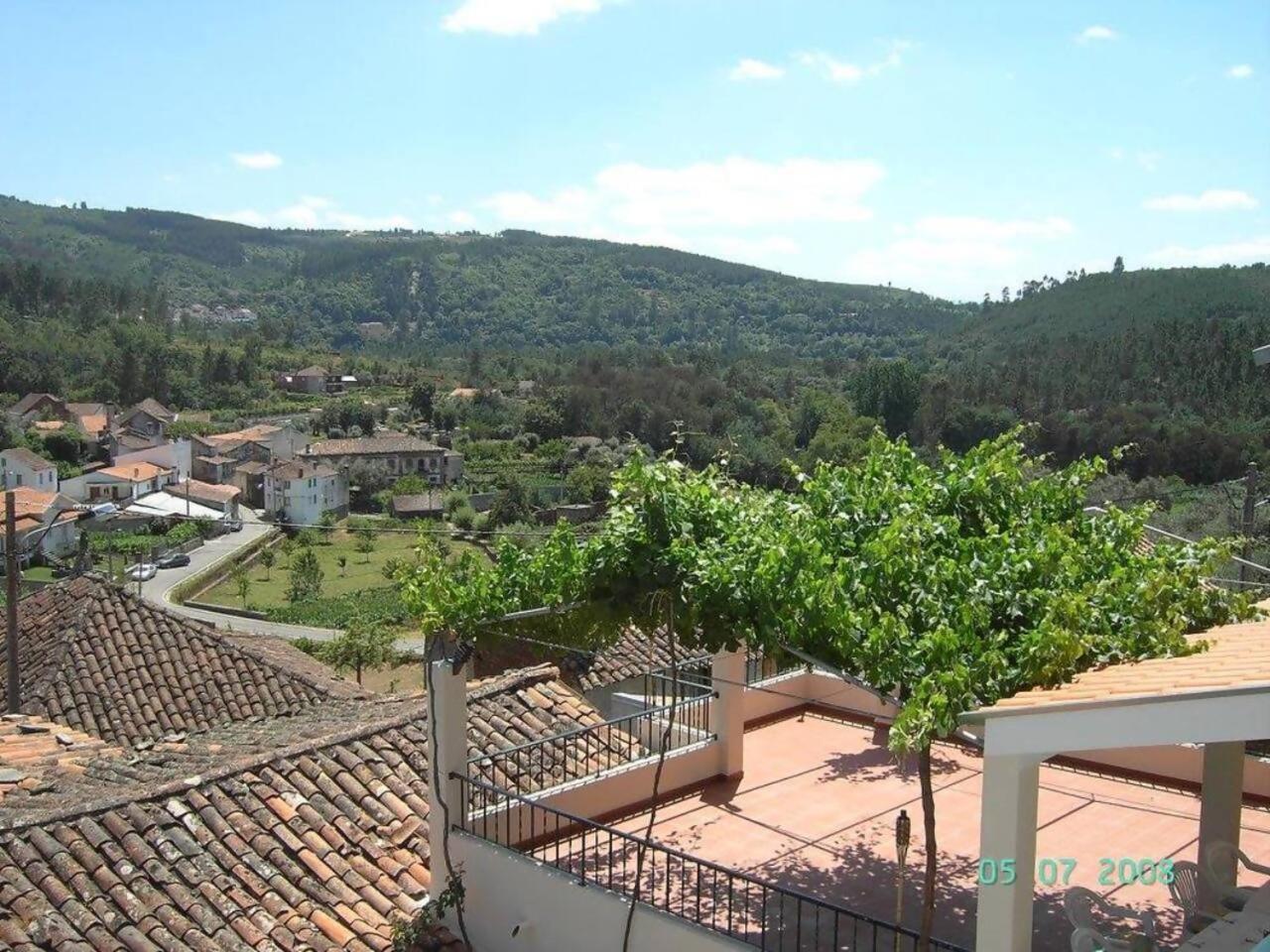 Retiro Na Natureza Casa Com Piscina Digueifel المظهر الخارجي الصورة